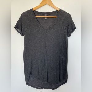 Black and White Striped Casual T-shirt